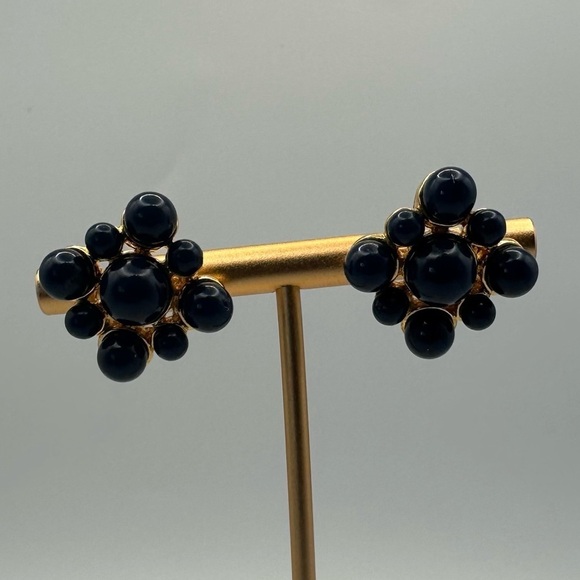 Vintage Monet Navy Blue and Gold Cluster Earrings with Glossy Finish - Picture 7 of 15